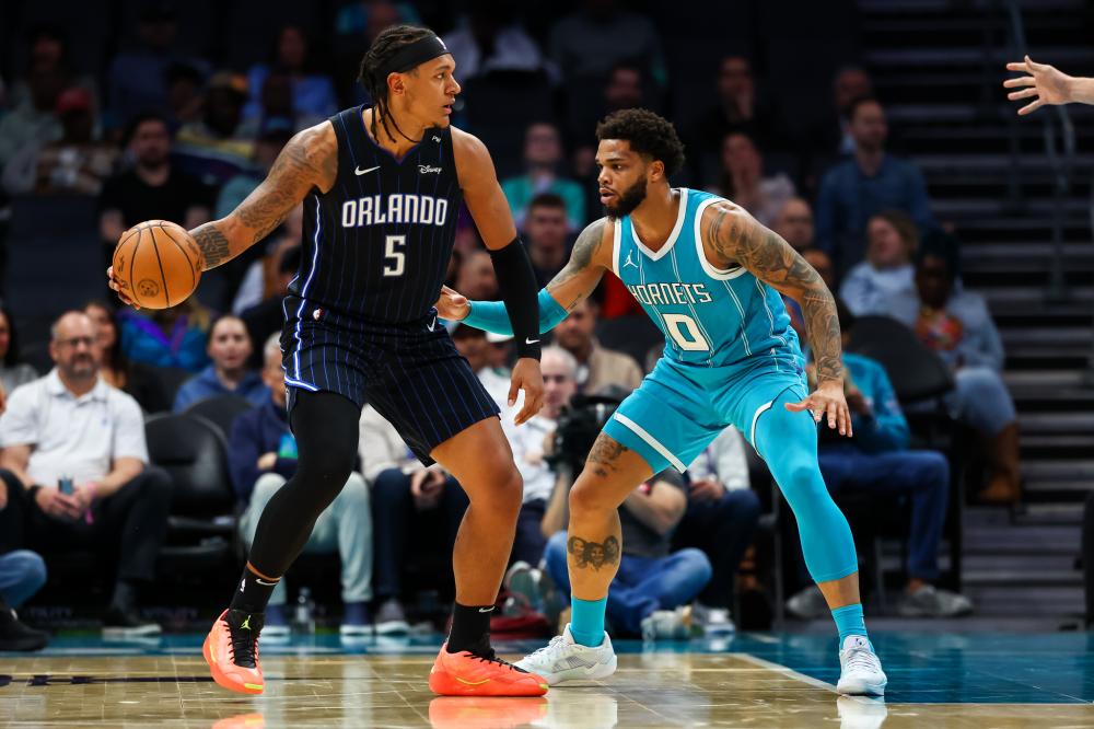 而对詹姆斯 而对詹姆斯