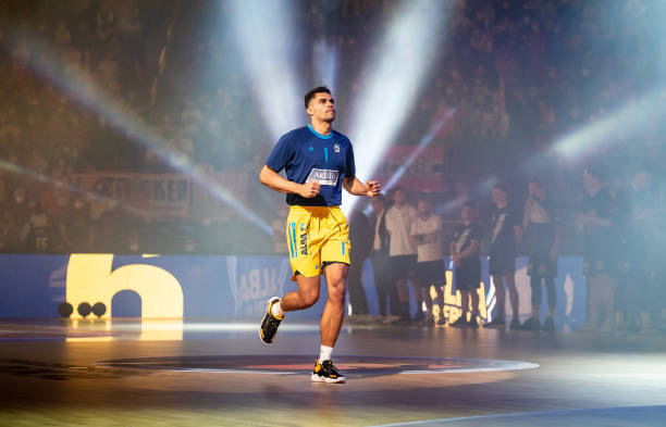 入三中卫体 入三中卫体